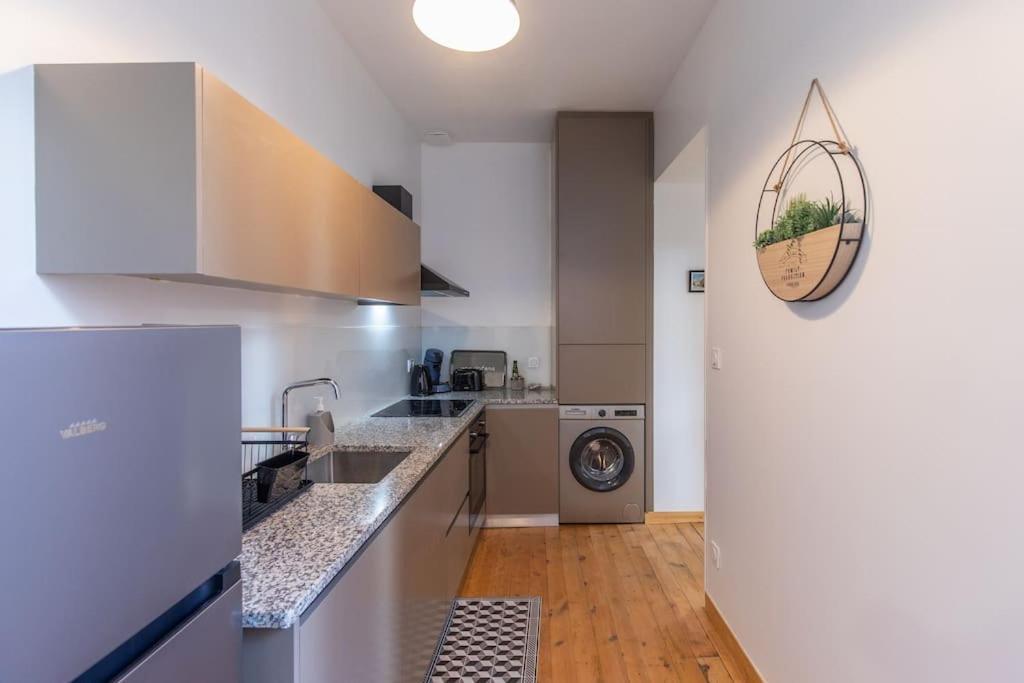 Appartement Refuge De L'Ours : T2 Equipe Avec Parking Et Wifi à Bagnères-de-Bigorre Extérieur photo